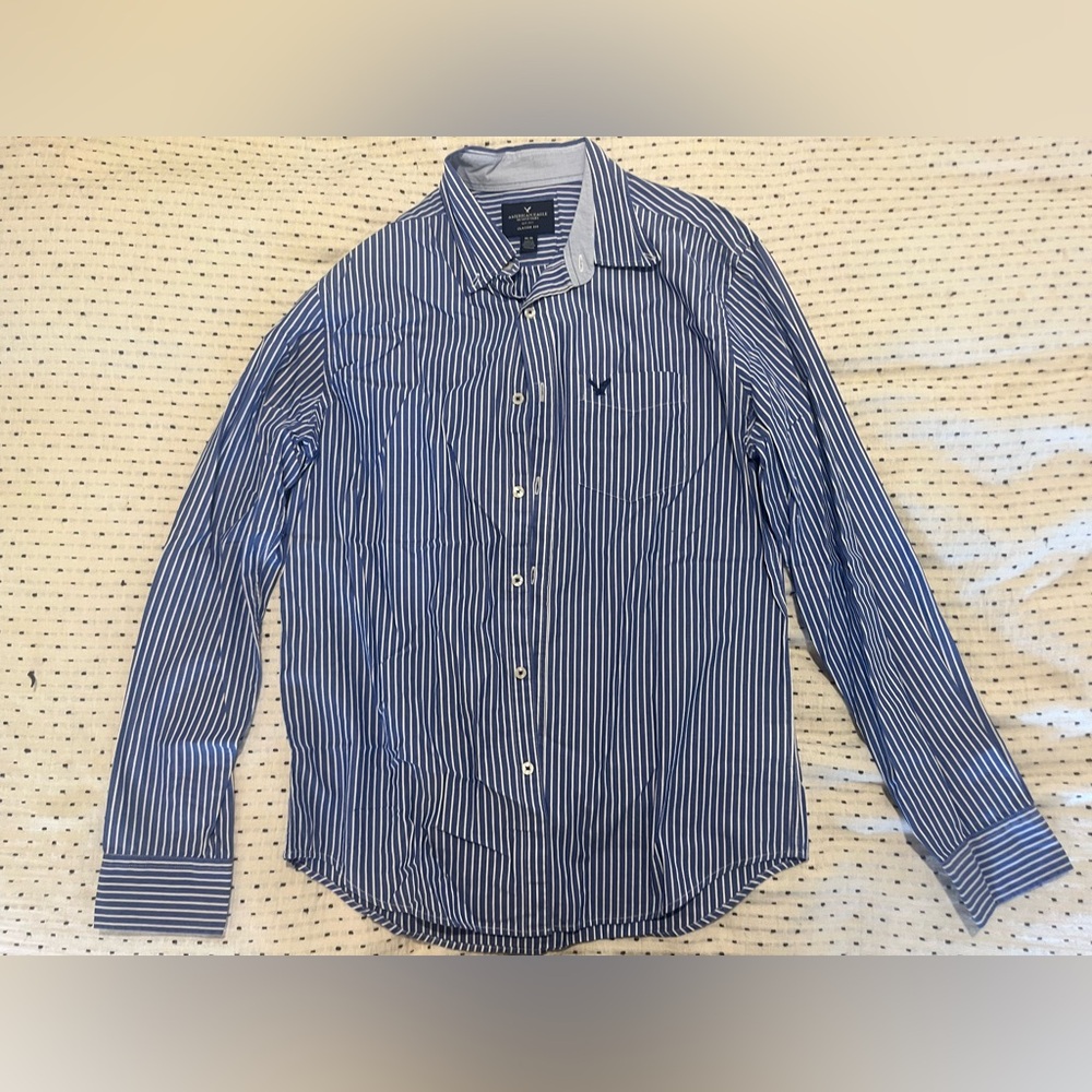 Men’s M Button Down Dress Shirt